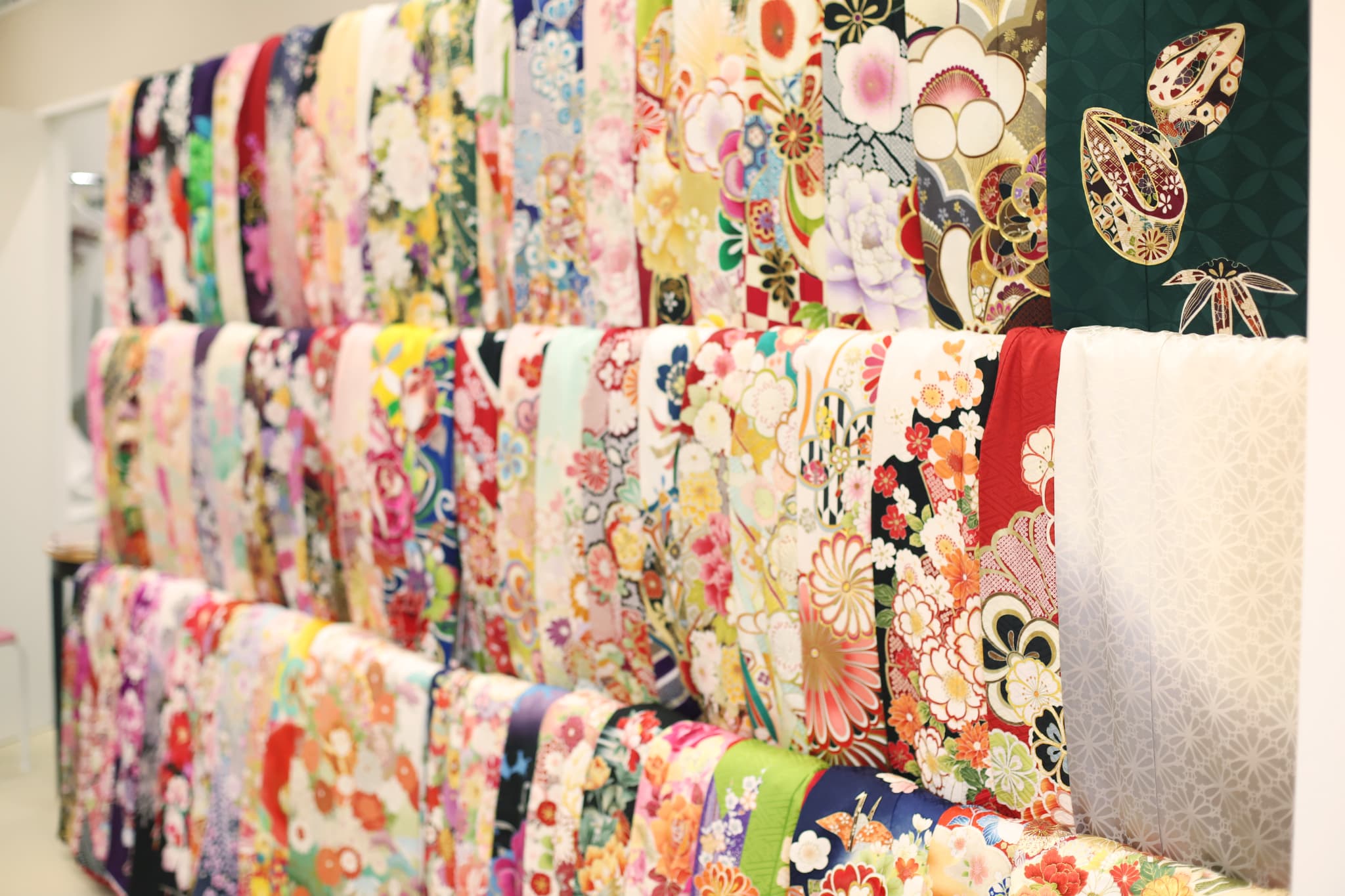 振袖レンタル(成人式)奈良市_フォトスタジオワタナベ(渡辺写真館)奈良押熊店_振袖一覧